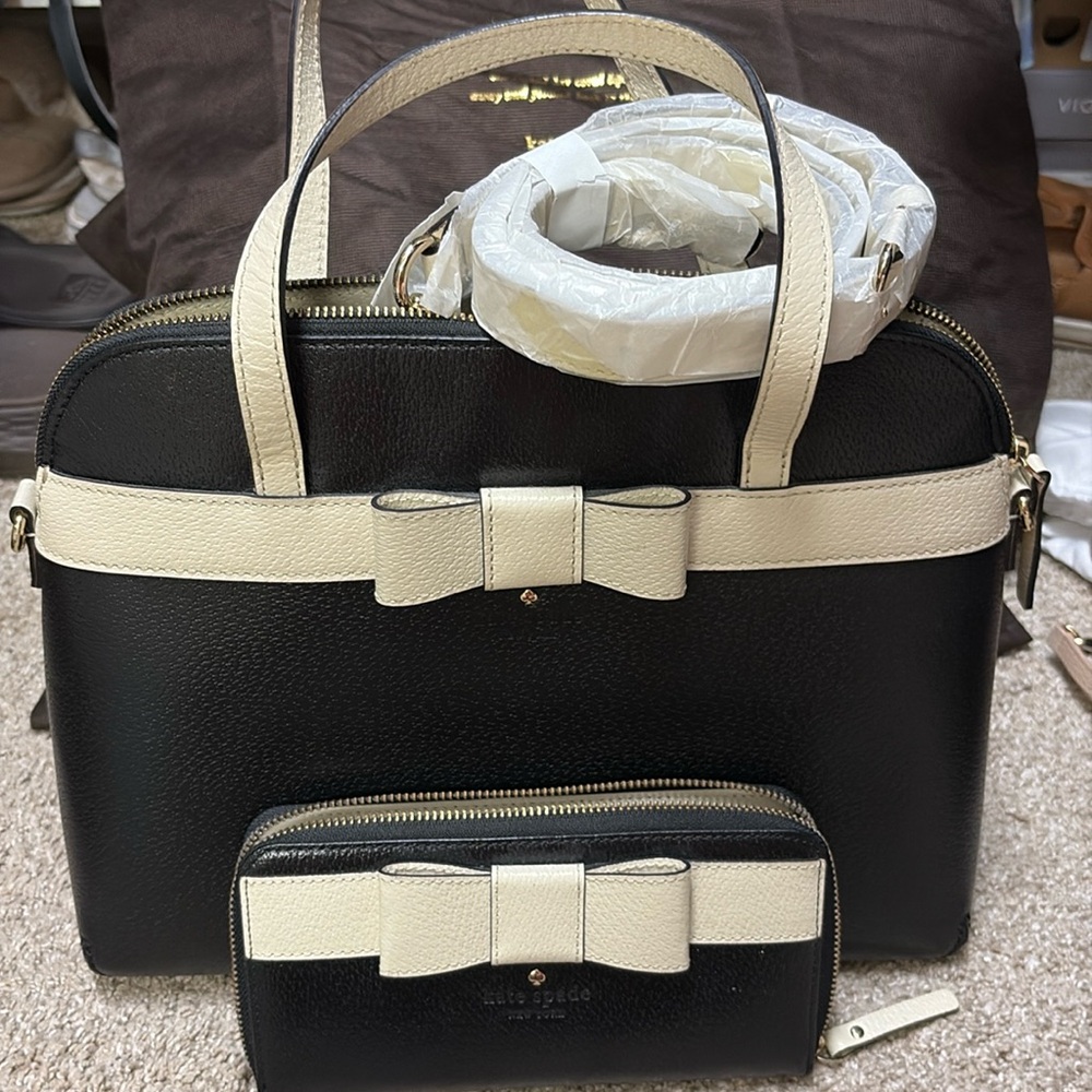 NWOT Kate Spade black and cream purse AND matching wallet with bow.  Like new!